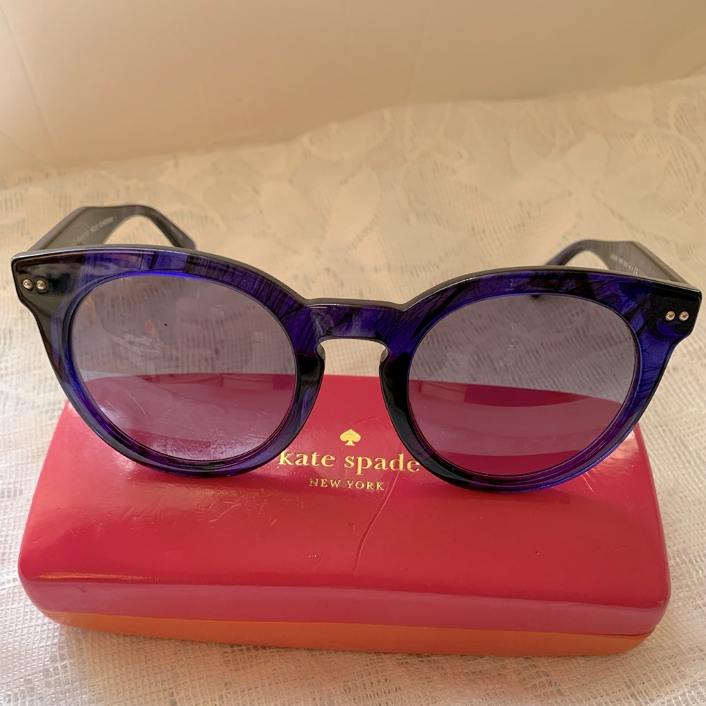 KATE SPADE HELLO SUNSHINE SUNGLASSES😍
